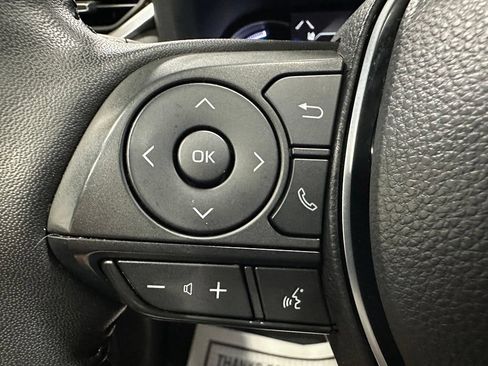 Used 2025 Toyota RAV4 XSE w/ Weather Package AWD/4WD image 19