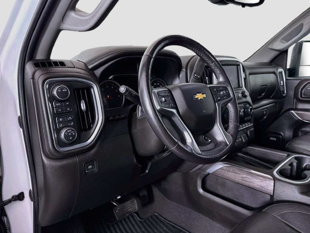 Used 2022 Chevrolet Silverado 3500 LTZ w/ Z71 Chrome Sport Edition AWD/4WD image 9