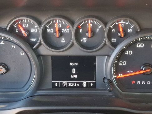 Used 2022 Chevrolet Silverado 1500 Custom image 19