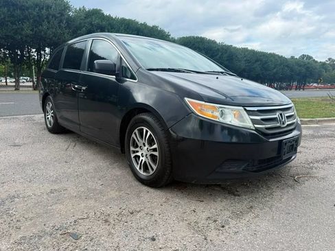 Used 2011 Honda Odyssey EX image 3