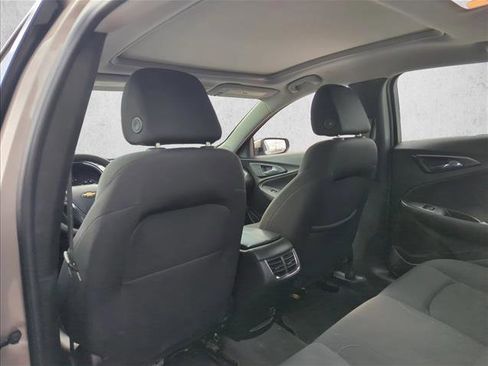 Used 2024 Chevrolet Malibu LT image 16