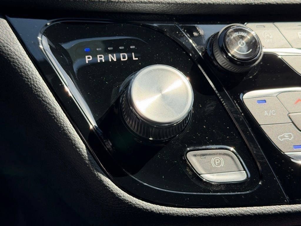 New 2026 Chrysler Pacifica Select FWD image 21