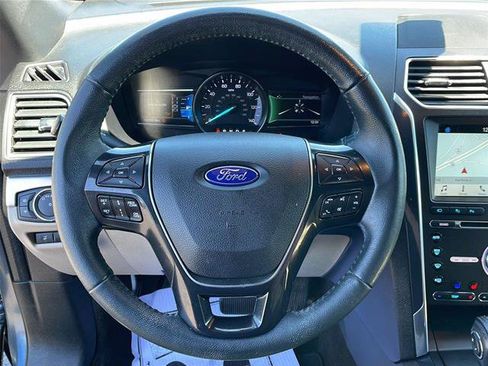 Certified 2018 Ford Explorer Limited w/ Equipment Group 301A AWD/4WD image 13