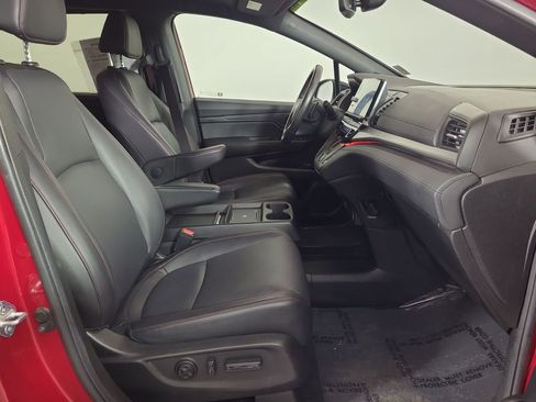 Used 2025 Honda Odyssey Sport-L image 22
