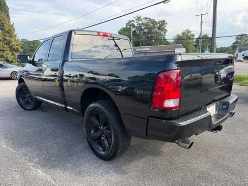Used 2015 RAM 1500 Express w/ Black Ram 1500 Express Group AWD/4WD image 5