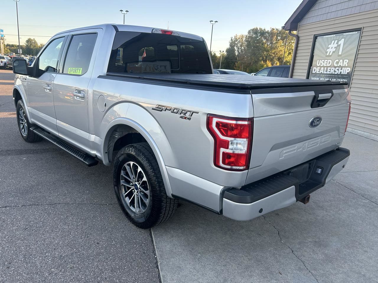 Used 2018 Ford F150 XLT w/ Equipment Group 302A Luxury AWD/4WD image 9