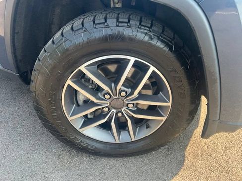 Used 2021 Jeep Grand Cherokee Limited AWD/4WD image 37