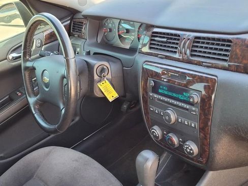 Used 2014 Chevrolet Impala LS image 10