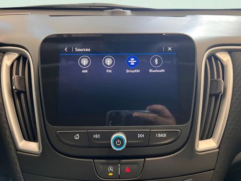 Used 2024 Chevrolet Malibu LT image 22