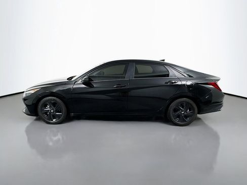 Used 2023 Hyundai Elantra SEL FWD image 8