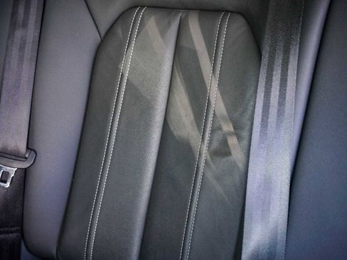 Used 2023 Audi Q4 e-tron Premium w/ Convenience Package image 11