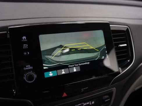 Used 2021 Honda Pilot Black Edition image 24