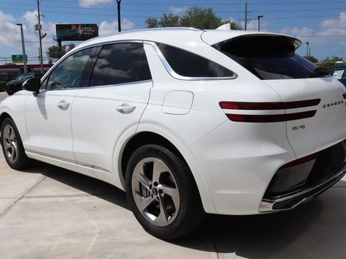 Used 2026 Genesis GV70 2.5T AWD/4WD image 6