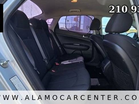 Used 2019 Kia Optima LX FWD image 19