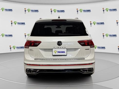 Used 2022 Volkswagen Tiguan SEL R-Line AWD/4WD image 4