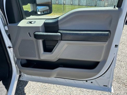 Used 2017 Ford F250 XL w/ Power Equipment Group RWD image 27