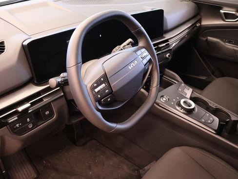 New 2026 Kia Sportage S image 22