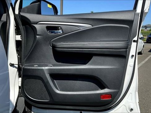 New 2025 Honda Ridgeline RTL image 29