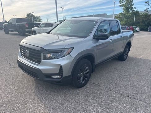 Used 2023 Honda Ridgeline Sport image 1