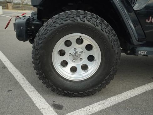 Used 2019 Jeep Wrangler Rubicon image 11