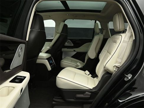 Certified 2023 Lincoln Aviator Black Label image 20