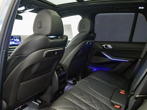 Used 2026 BMW X5 sDrive40i w/ M Sport Package image 23