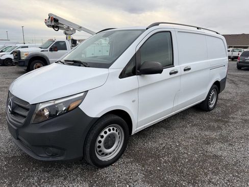 Used 2019 Mercedes-Benz Metris w/ Driver Comfort Package image 7