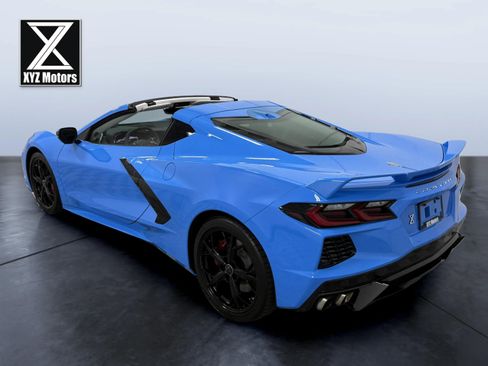 Used 2021 Chevrolet Corvette Stingray Premium Cpe w/ Z51 Performance Package image 5