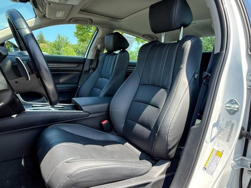 Used 2022 Honda Accord EX-L image 16