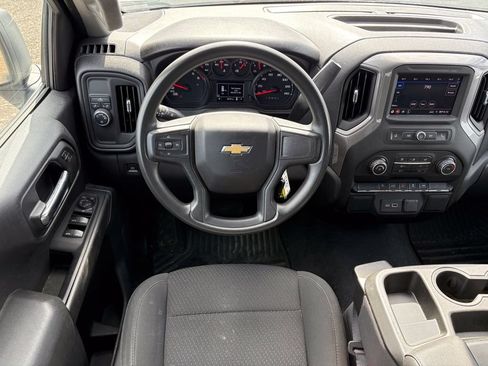 Used 2022 Chevrolet Silverado 1500 Custom RWD image 17