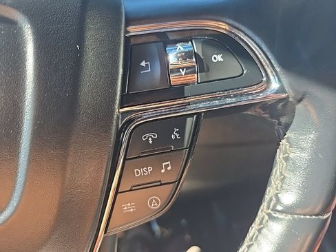 Used 2024 Lincoln Navigator L 4WD image 16