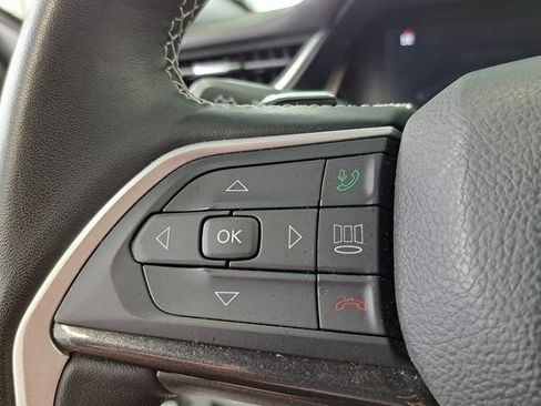 Used 2022 Jeep Grand Cherokee Altitude AWD/4WD image 11