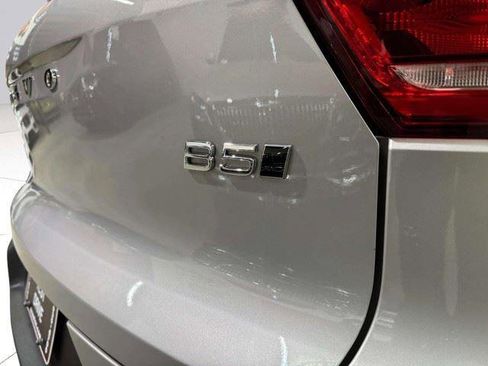 Used 2023 Volvo XC40 B5 Plus w/ Driver Assist Package AWD/4WD image 16
