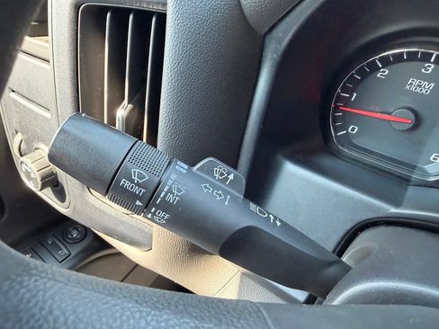 Used 2014 Chevrolet Silverado 1500 W/T RWD image 18