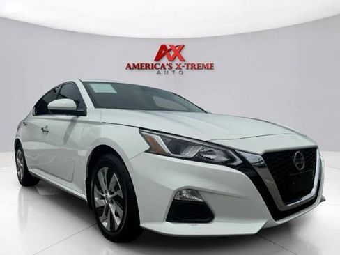 Used 2020 Nissan Altima 2.5 S FWD image 6