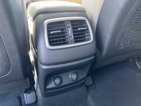 Used 2017 Kia Sorento EX AWD/4WD image 29