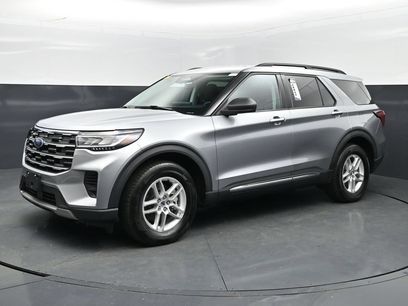 Used 2025 Ford Explorer Active