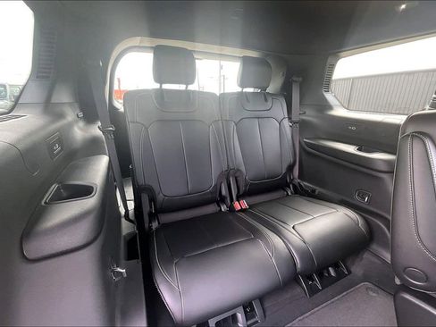 New 2026 Jeep Grand Cherokee L Limited RWD image 28