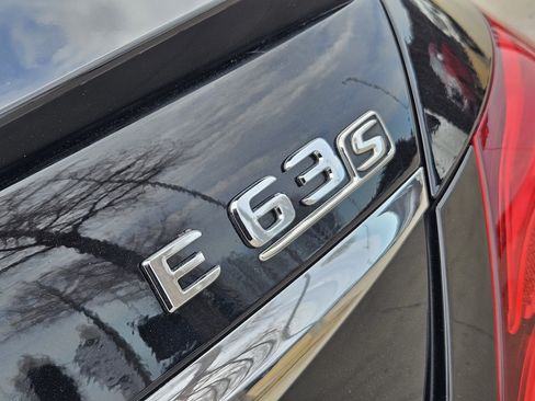 Used 2019 Mercedes-Benz E 63 AMG S image 10