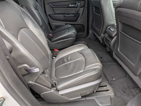 Used 2017 Chevrolet Traverse LT AWD/4WD image 19