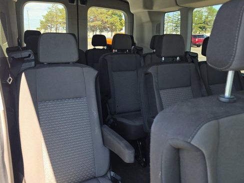 Used 2022 Ford Transit 350 XLT RWD image 9