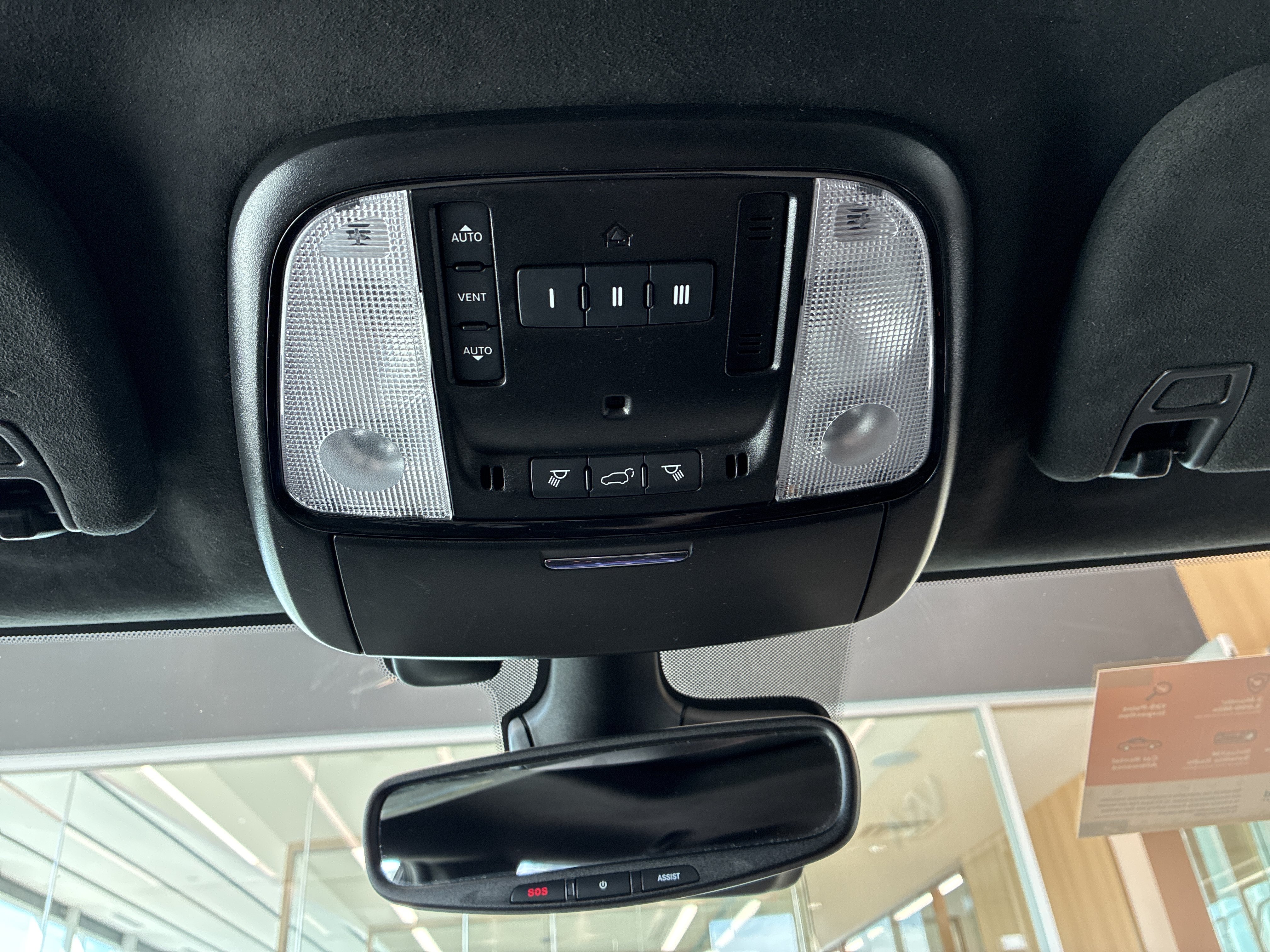 Certified 2024 Dodge Durango R/T AWD/4WD image 29