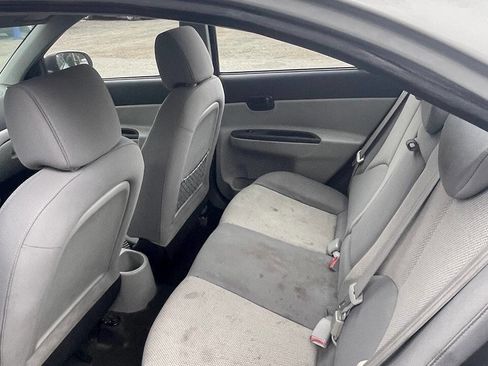 Used 2010 Hyundai Accent GLS w/ Premium Pkg 4 image 4