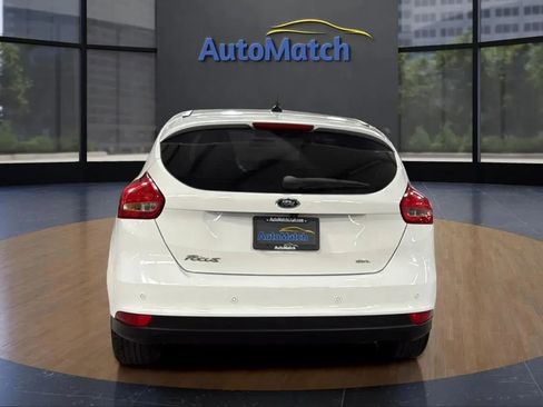 Used 2018 Ford Focus SEL image 9