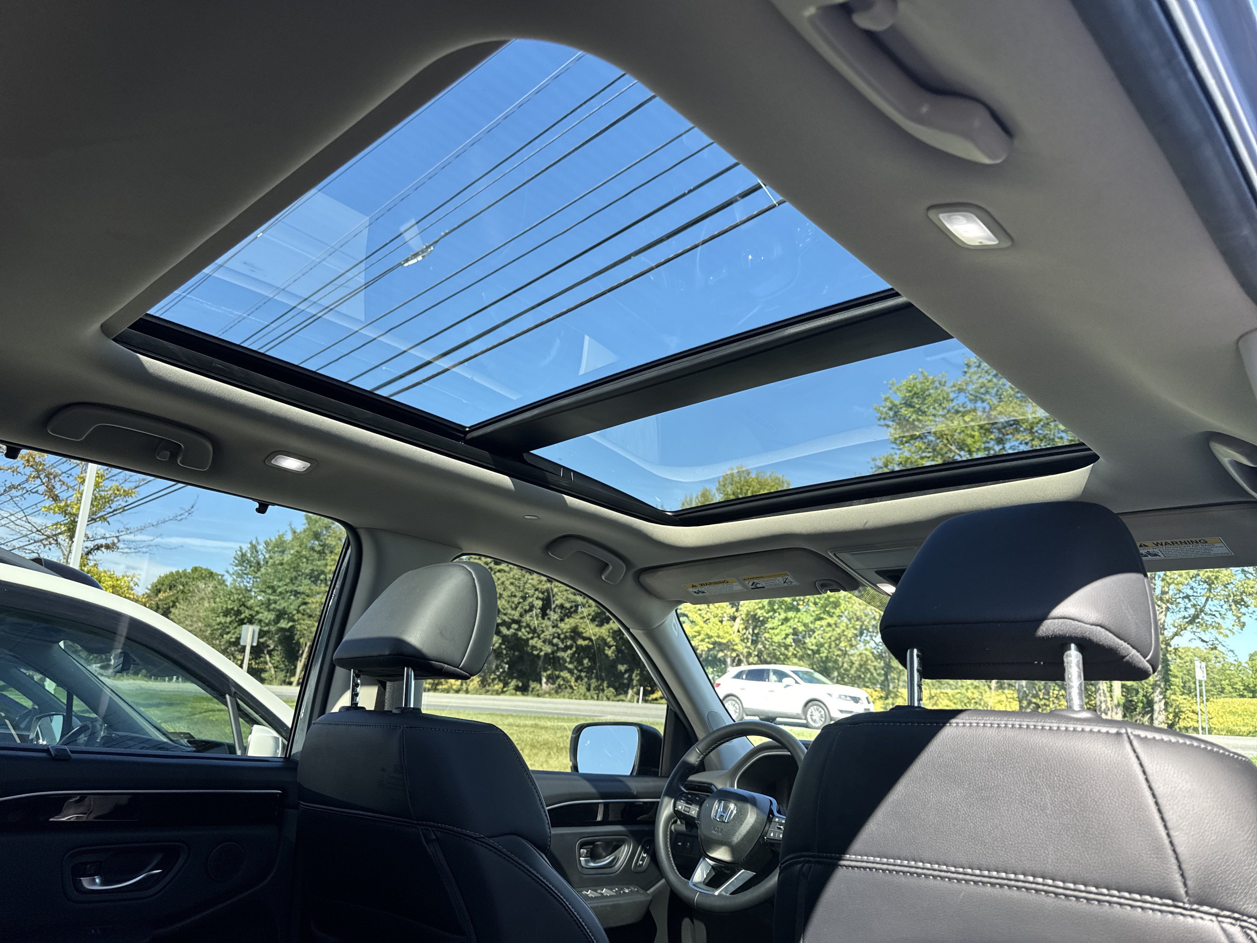 Used 2025 Honda Pilot Touring image 37