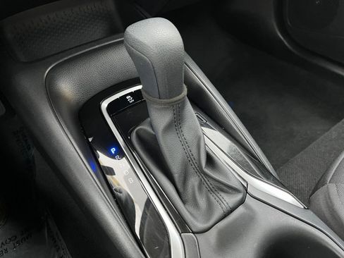 Used 2025 Toyota Corolla LE image 41