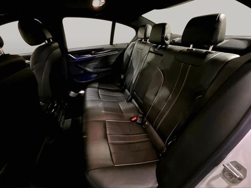 Used 2018 BMW 530i xDrive w/ Premium Package AWD/4WD image 36