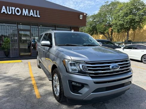 Used 2020 Ford Expedition Max XLT w/ Equipment Group 202A RWD image 3