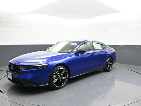 Certified 2024 Honda Accord Sport image 10