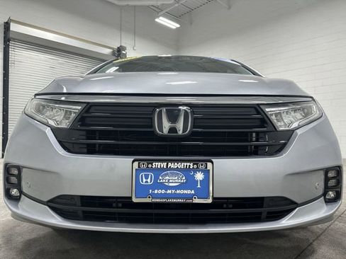 Used 2023 Honda Odyssey Touring image 10